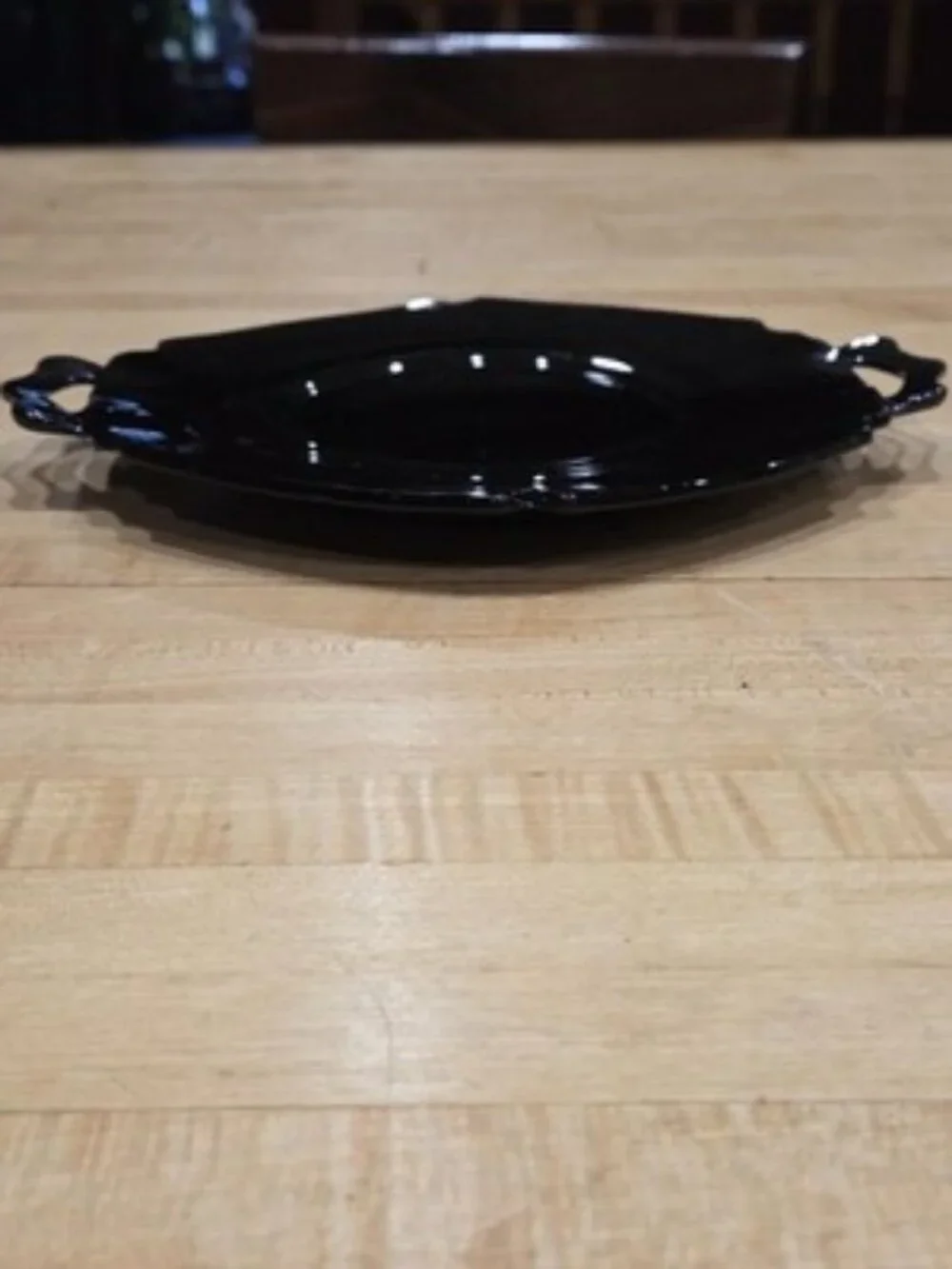 Vintage LE Smith Mt Pleasant Black Amethyst Handled Plate 8 inch